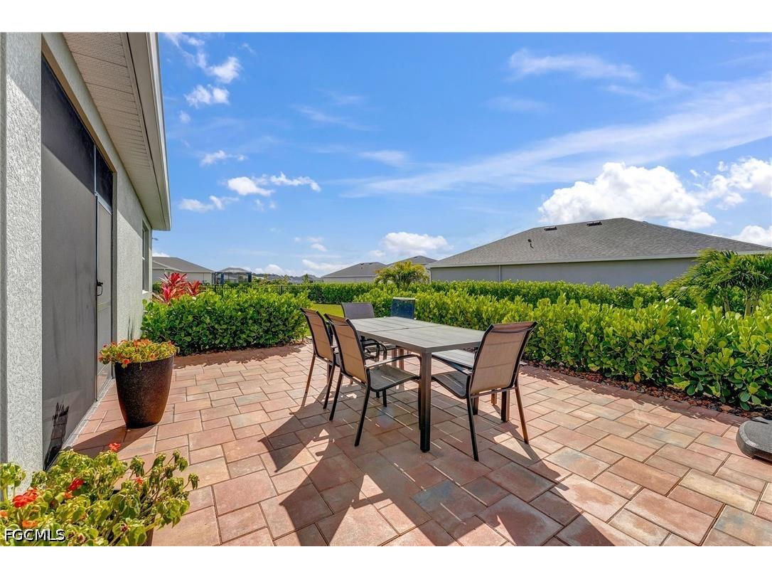 16711 Elkhorn Coral Drive North Fort Myers FL 33903 2026021001 image39