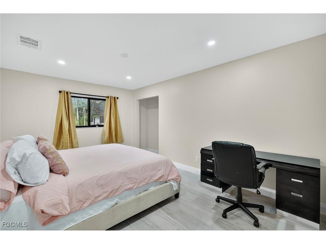 1672 Many Road North Fort Myers FL 33903 2025013775 image20