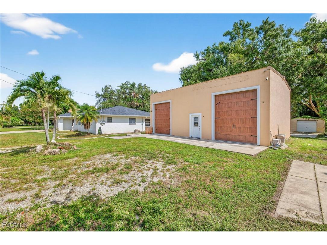 1672 Many Road North Fort Myers FL 33903 2025013775 image45