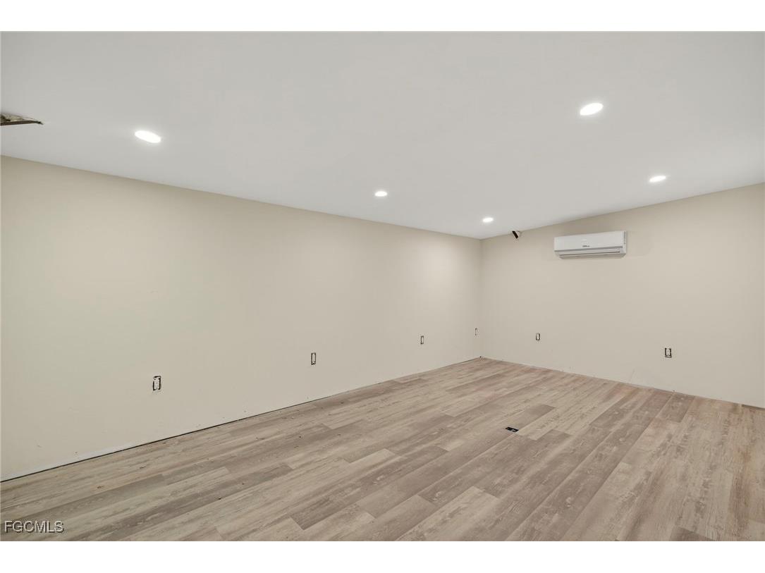 1672 Many Road North Fort Myers FL 33903 2025013775 image48