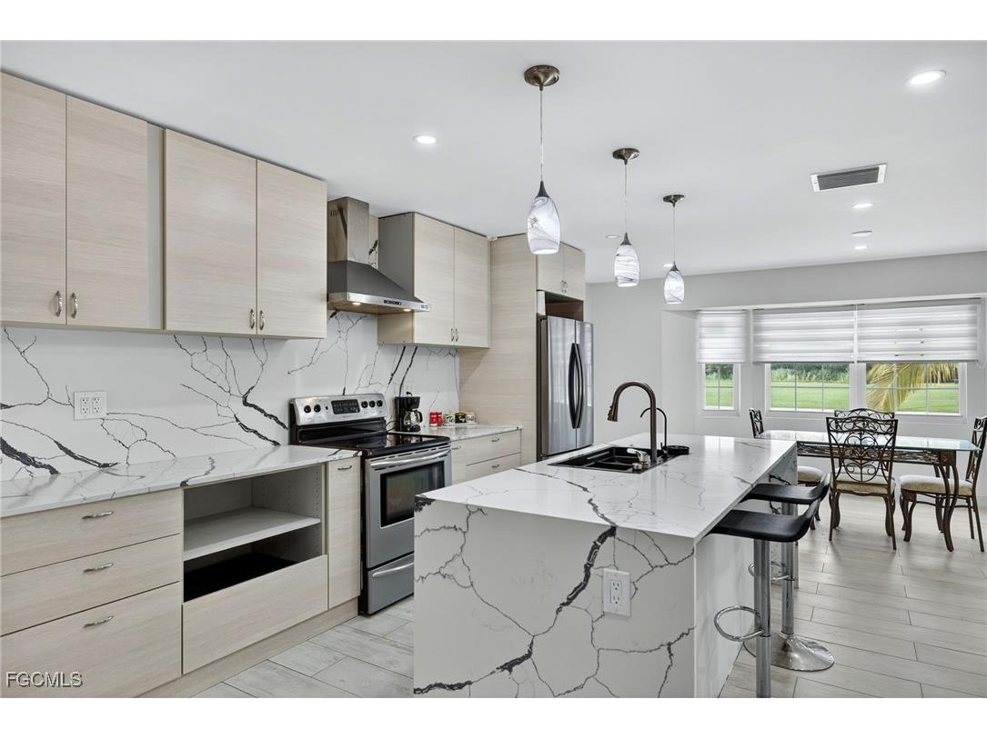 1672 Many Road North Fort Myers FL 33903 2025013775 image8