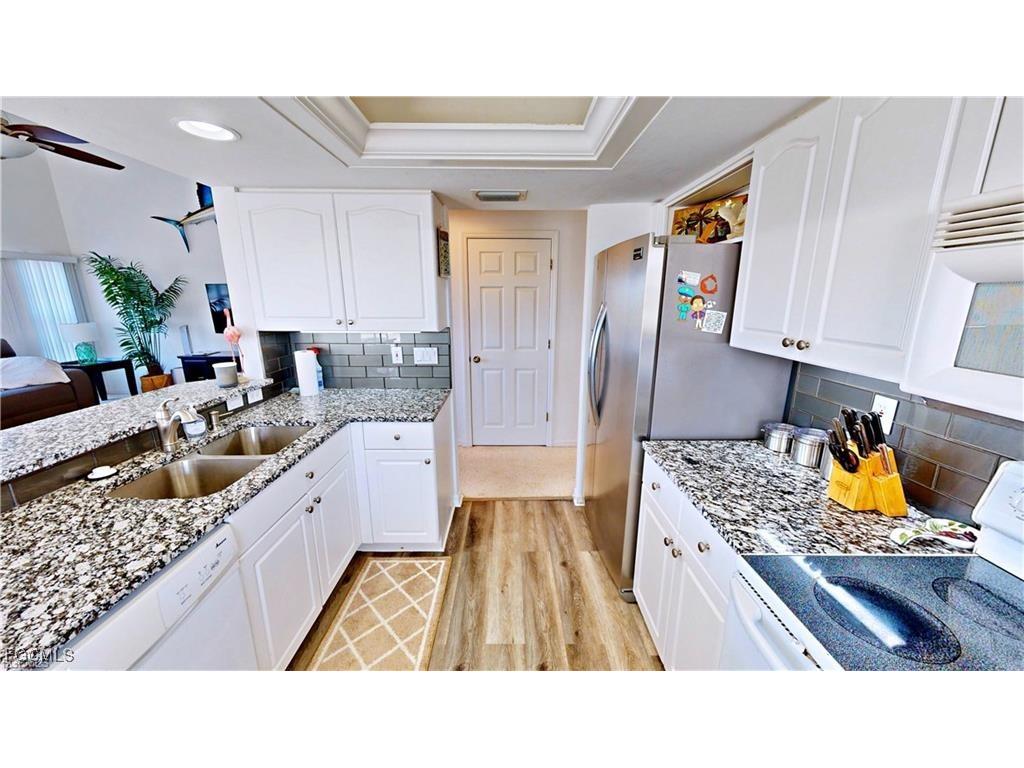 16721 Seagull Bay Court Bokeelia FL 33922 2025021445 image5