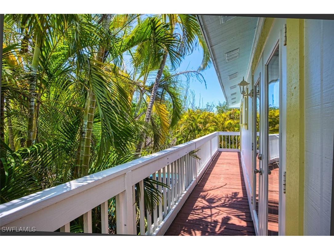 1674 Bunting Lane Sanibel FL 33957 225058805 image24