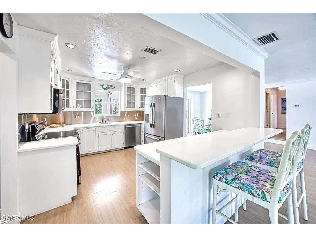 1674 Bunting Lane Sanibel FL 33957 225058805 image6