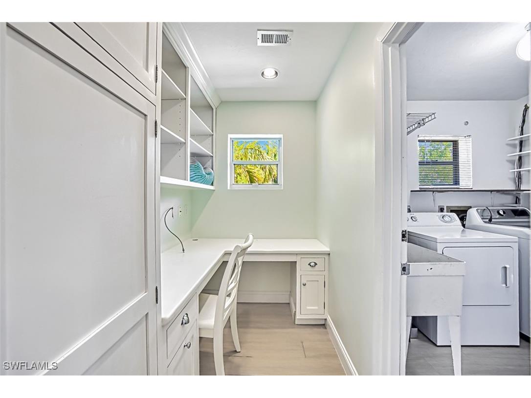 1674 Bunting Lane Sanibel FL 33957 225058805 image8