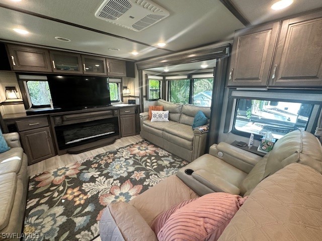 1674 Diamond Lake Circle Naples FL 34114 226006759 image18