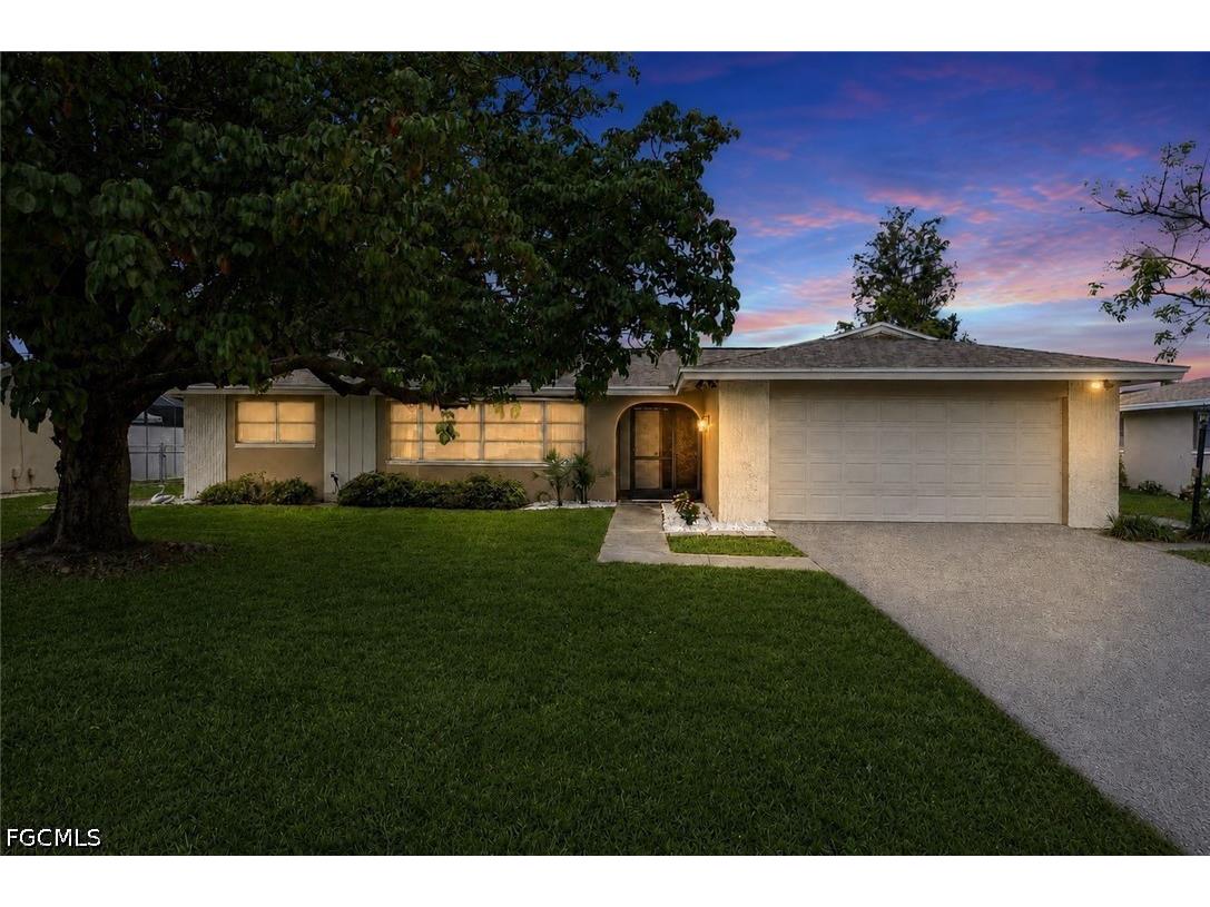 1674 Long Meadow Road Fort Myers FL 33919 2026020562 image1