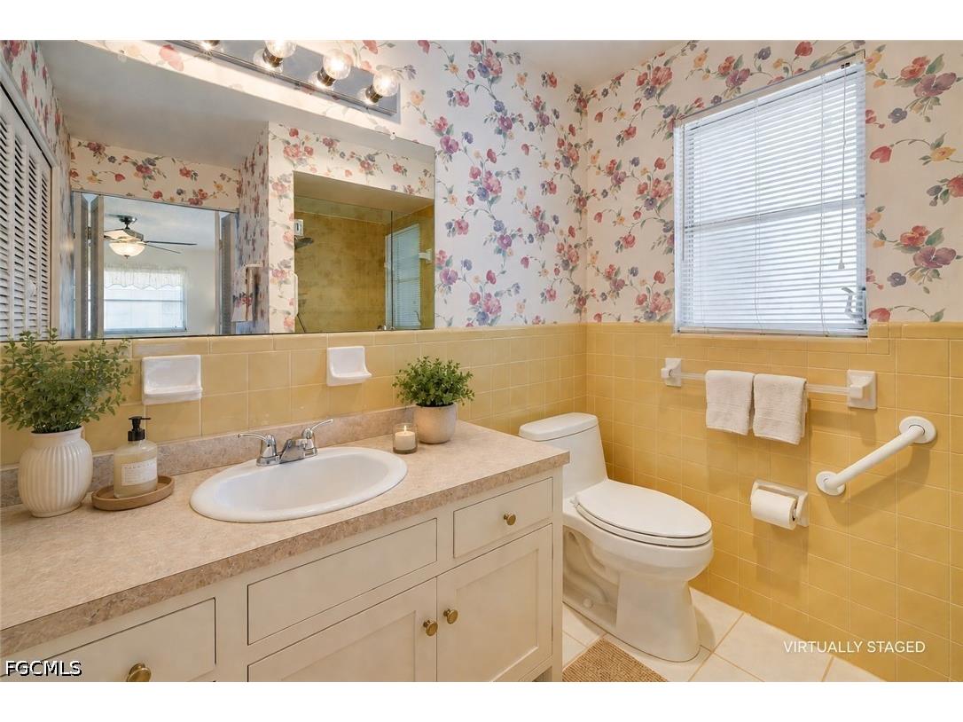 1674 Long Meadow Road Fort Myers FL 33919 2026020562 image11