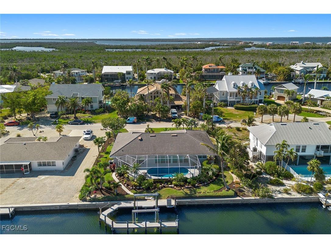 1674 Sabal Palm Drive Sanibel FL 33957 2025016028 image1