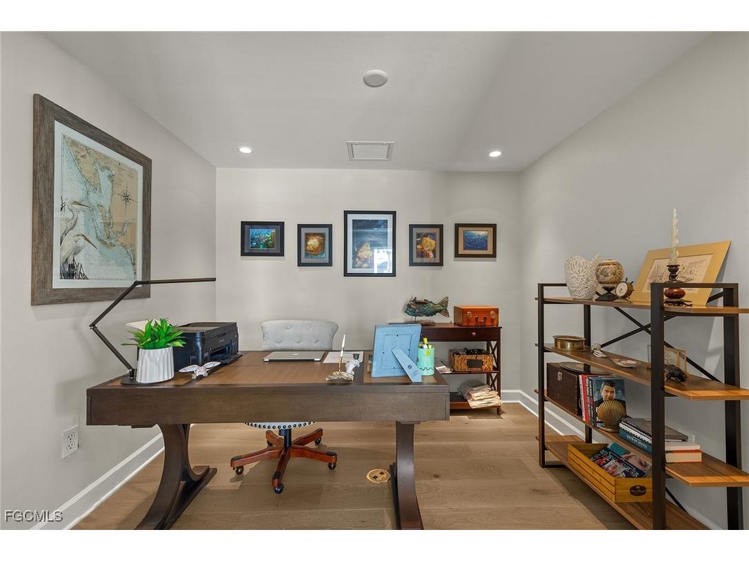 1674 Sabal Palm Drive Sanibel FL 33957 2025016028 image16