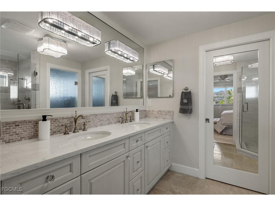 1674 Sabal Palm Drive Sanibel FL 33957 2025016028 image21