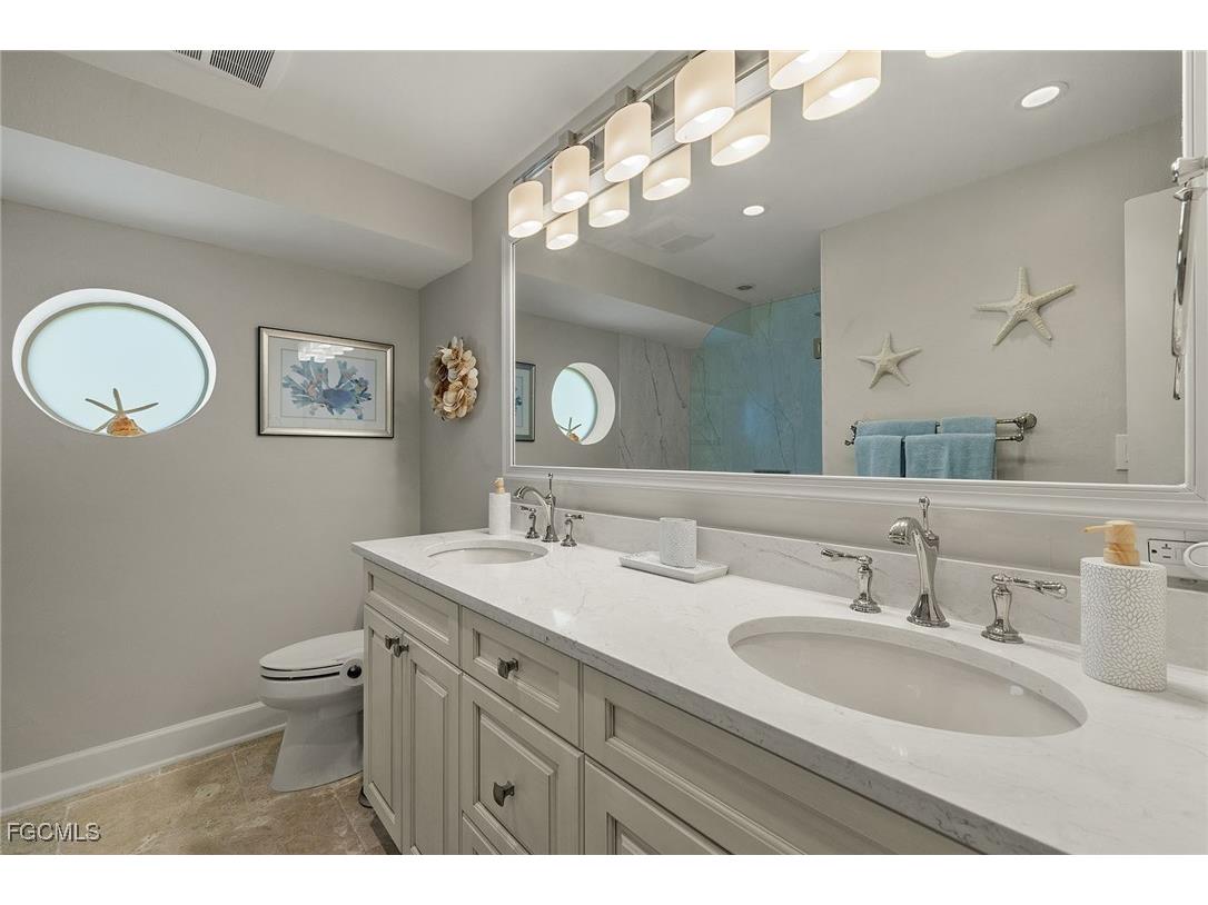 1674 Sabal Palm Drive Sanibel FL 33957 2025016028 image27