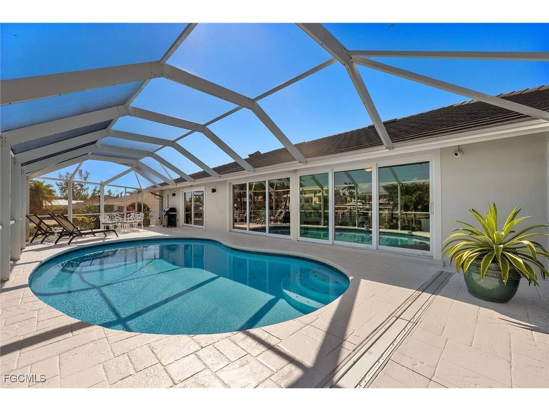 1674 Sabal Palm Drive Sanibel FL 33957 2025016028 image31