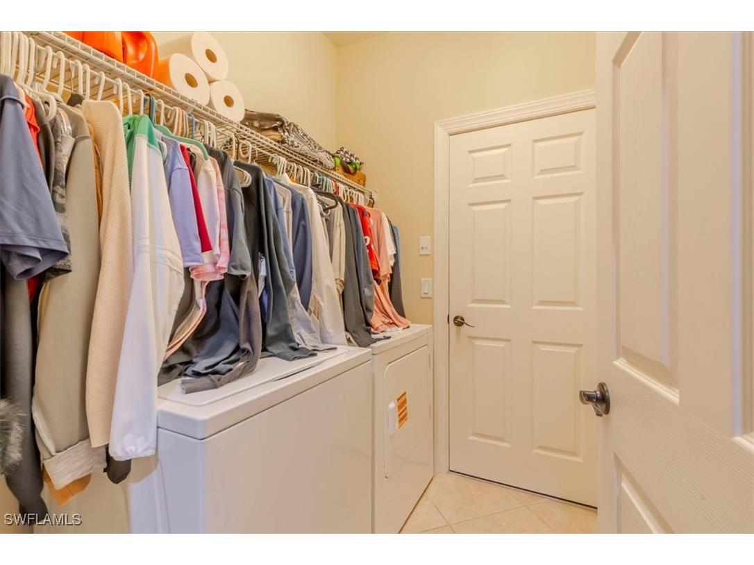 1674 Serrano Circle Naples FL 34105 226003505 image15