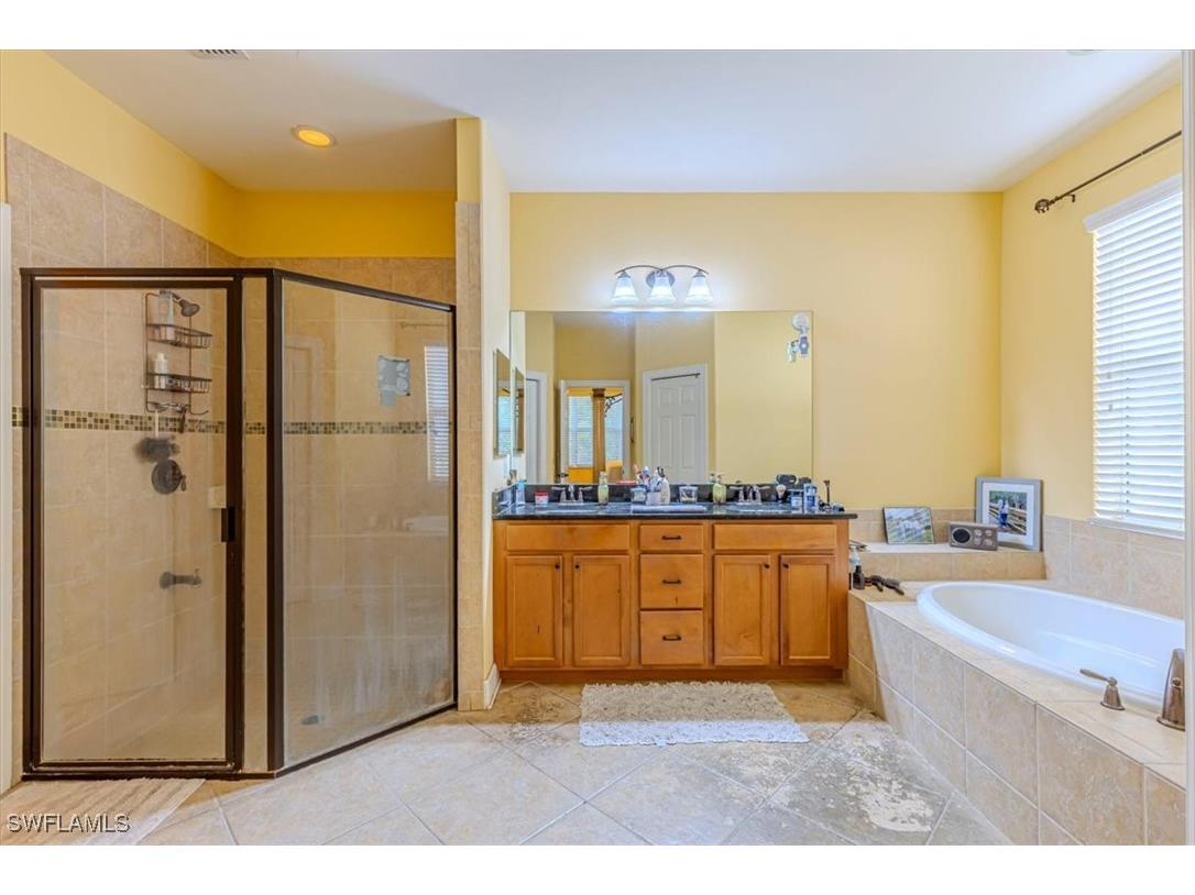 1674 Serrano Circle Naples FL 34105 226003505 image16