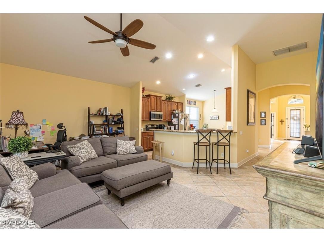 1674 Serrano Circle Naples FL 34105 226003505 image2