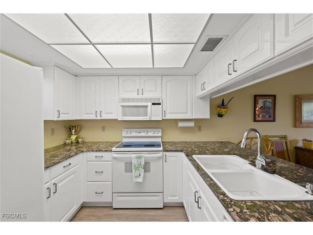 16747 Bocilla Palms Drive #15 Bokeelia FL 33922 2026001249 image5