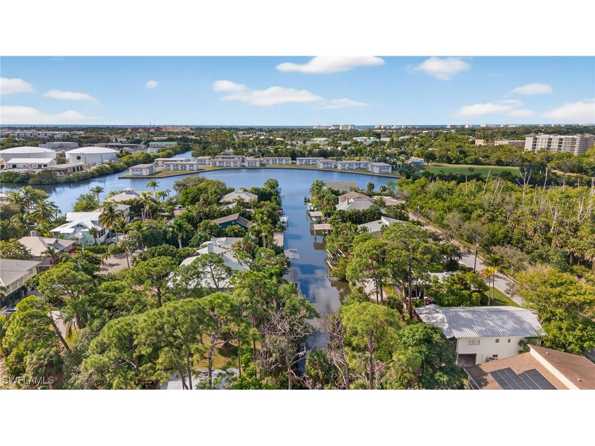 1675 Avion Place Naples FL 34104 225057607 image11