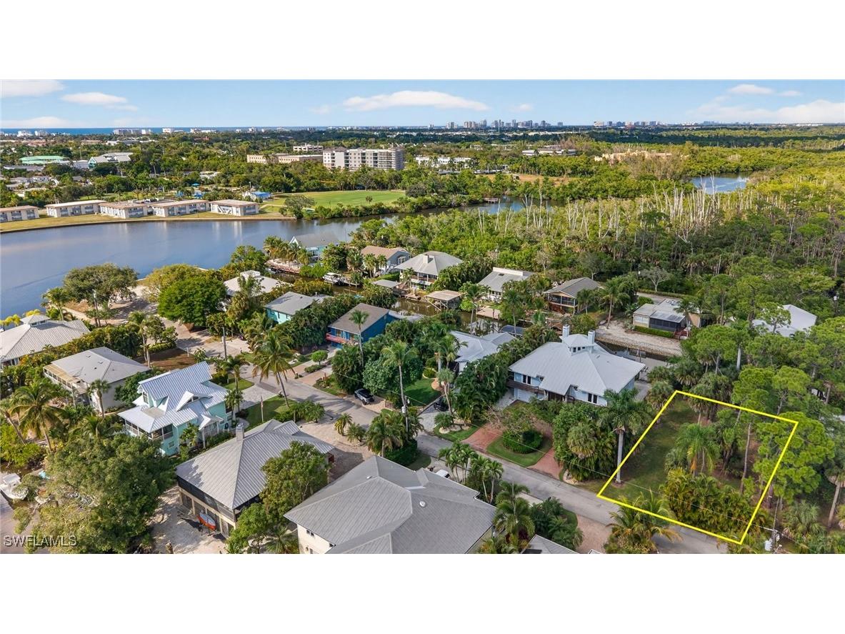 1675 Avion Place Naples FL 34104 225057607 image3