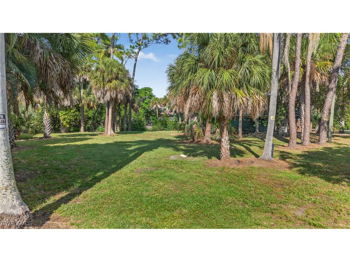 1675 Avion Place Naples FL 34104 225057607 image5