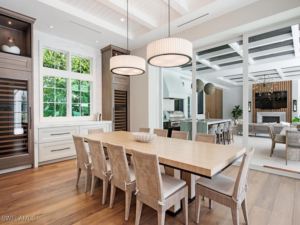 1675 Gordon Drive Naples FL 34102 225079880 image10