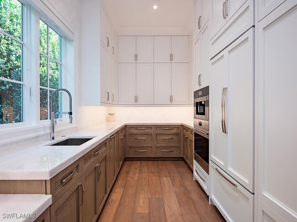 1675 Gordon Drive Naples FL 34102 225079880 image11