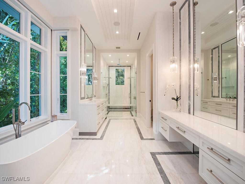 1675 Gordon Drive Naples FL 34102 225079880 image15