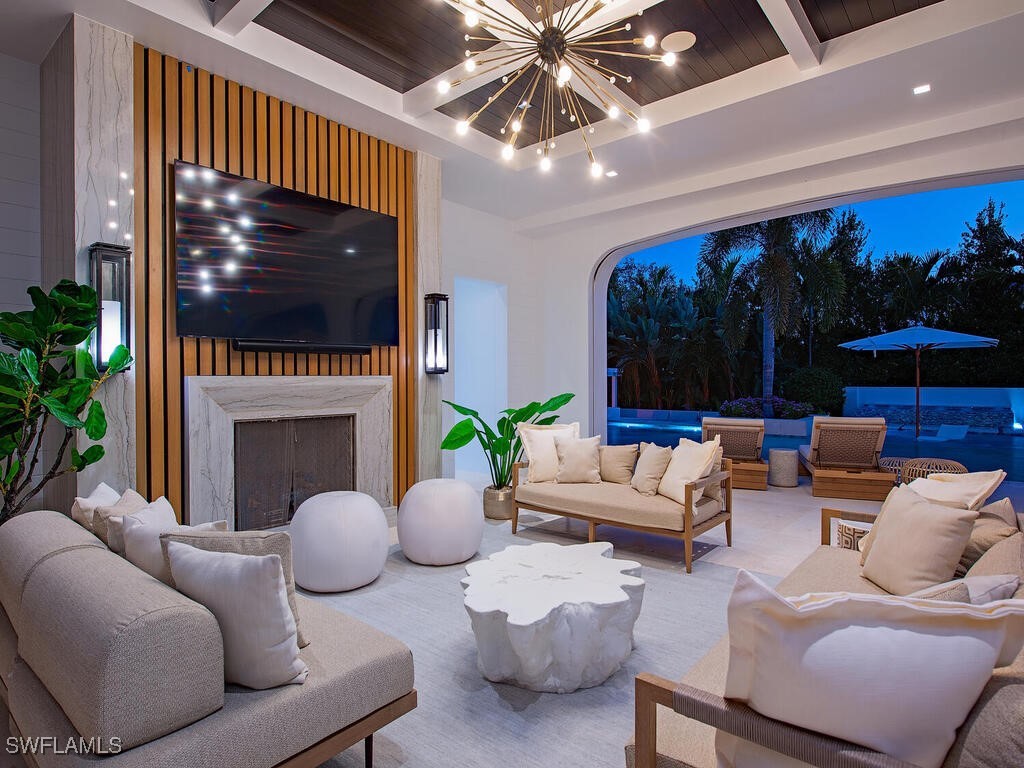 1675 Gordon Drive Naples FL 34102 225079880 image19