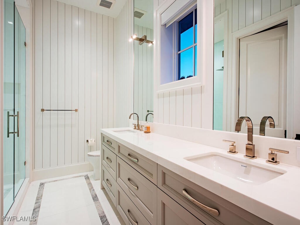 1675 Gordon Drive Naples FL 34102 225079880 image37