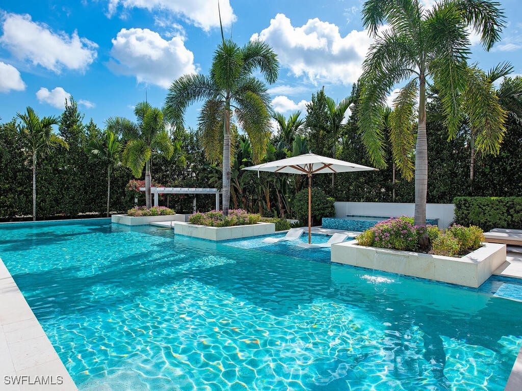 1675 Gordon Drive Naples FL 34102 225079880 image41