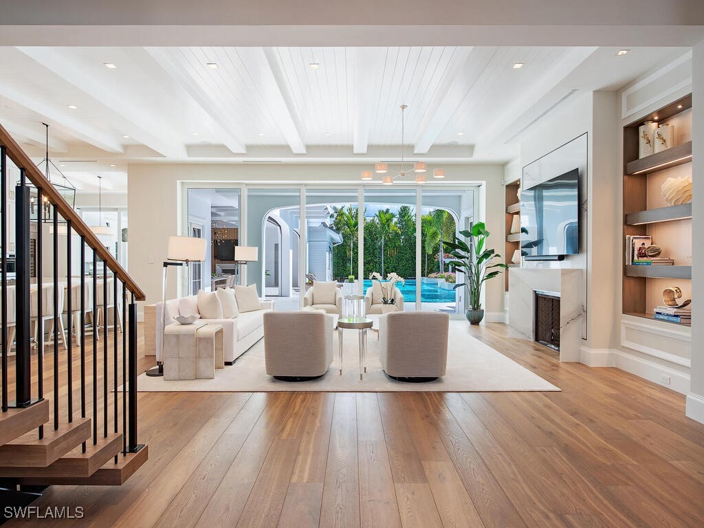 1675 Gordon Drive Naples FL 34102 225079880 image6