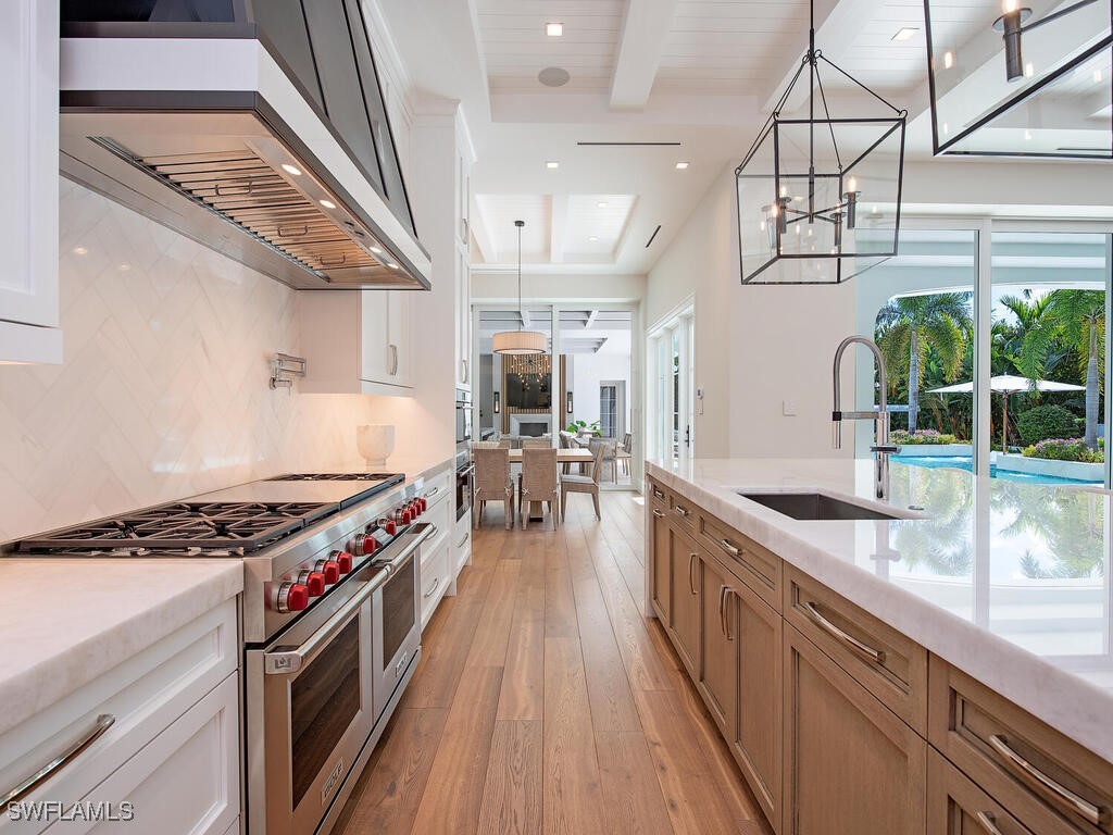 1675 Gordon Drive Naples FL 34102 225079880 image9