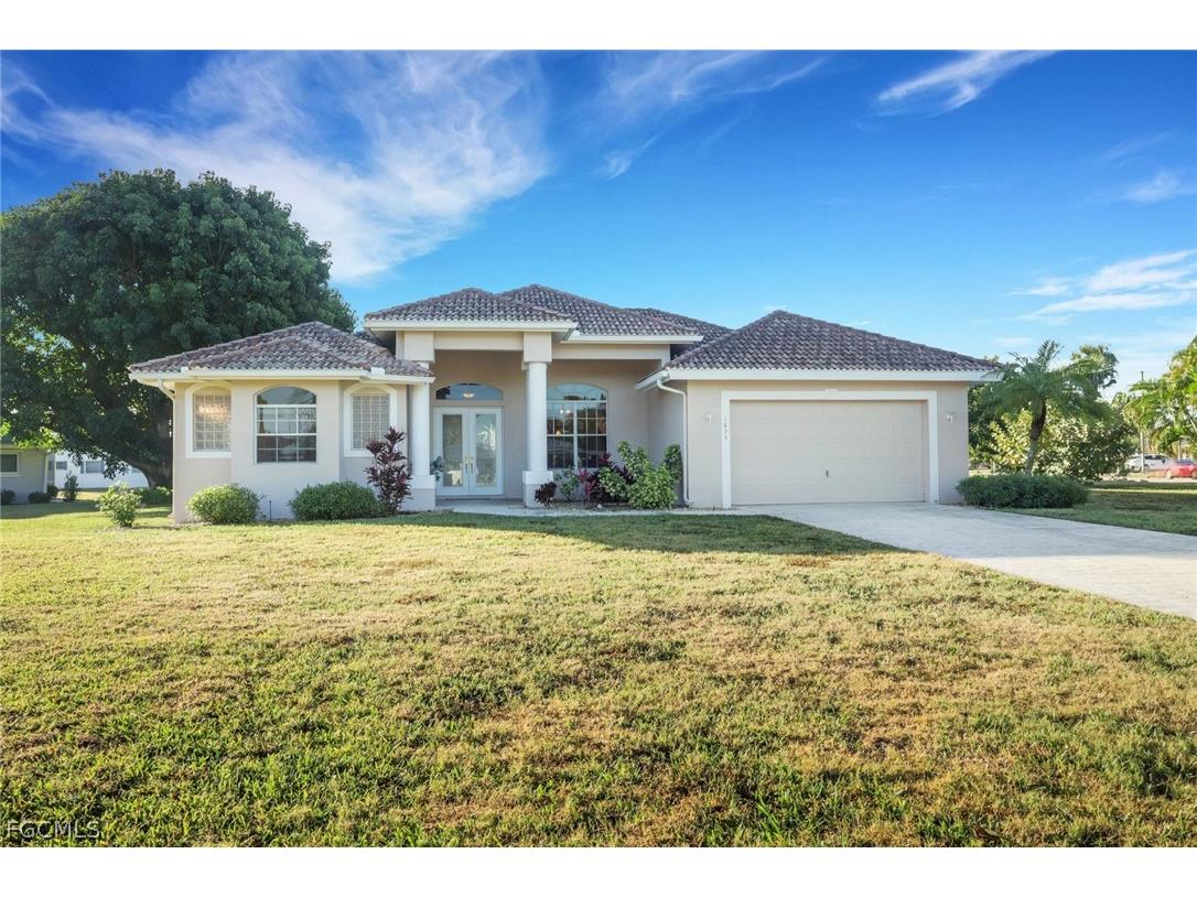 1675 Saint Clair Avenue E North Fort Myers FL 33903 2026007752 image1