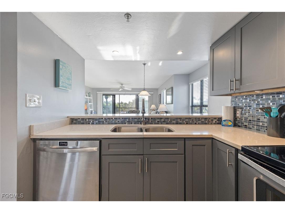 16750 Bocilla Palms Drive #70 Bokeelia FL 33922 2025023249 image14