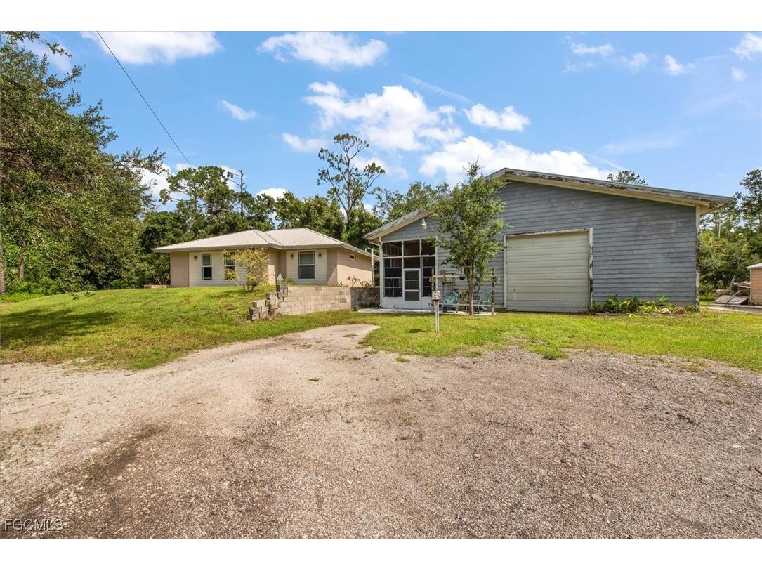 16761 Garden Boulevard Cape Coral FL 33909 2025001484 image1