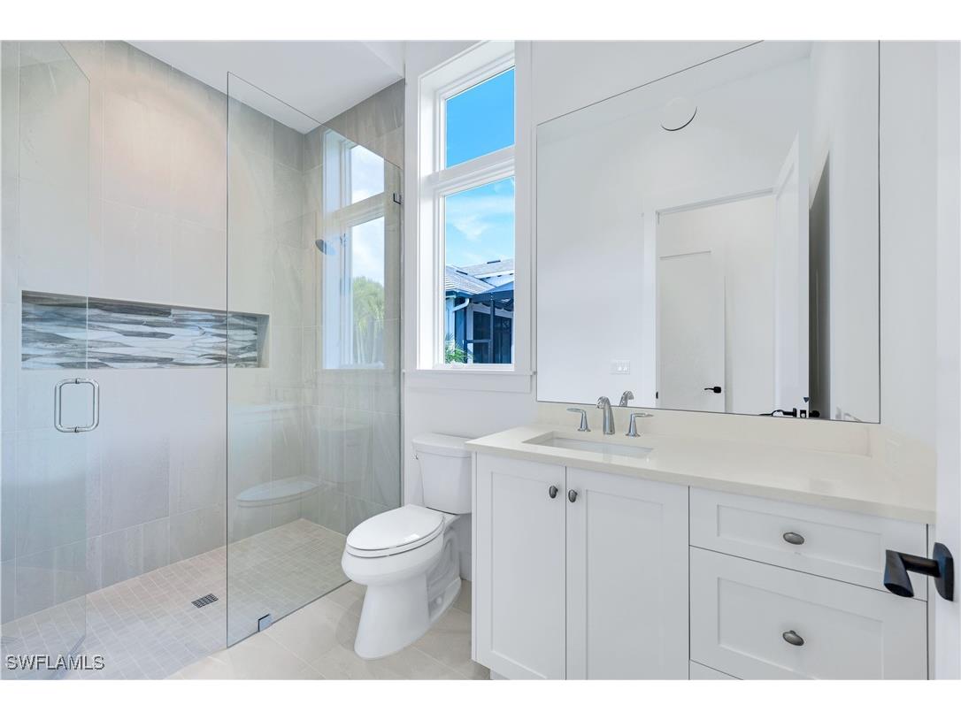 16767 Enclave Circle Naples FL 34110 225075013 image24