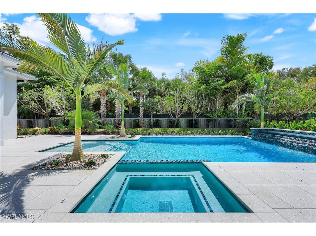 16767 Enclave Circle Naples FL 34110 225075013 image34