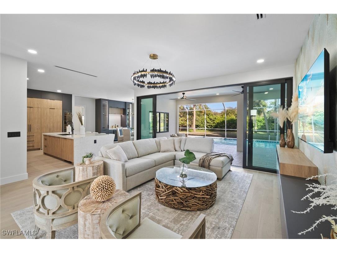 1677 Northgate Drive Naples FL 34105 225082486 image1