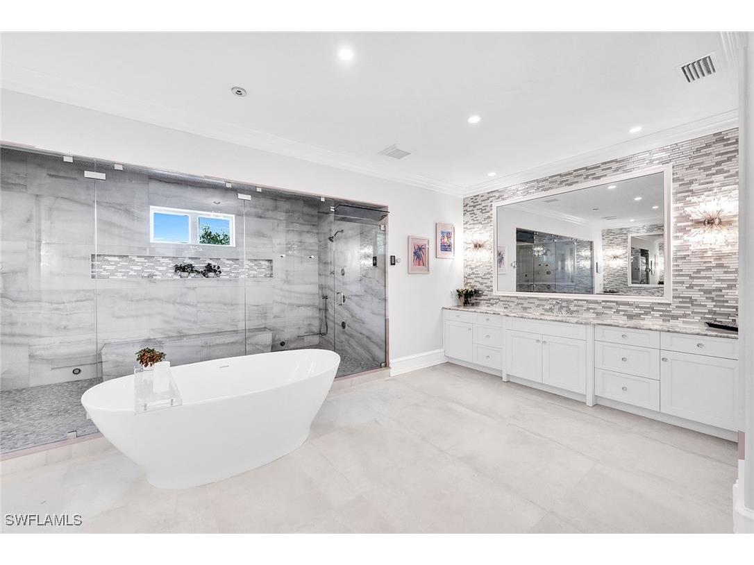 16770 Prato Way Naples FL 34110 225071882 image14