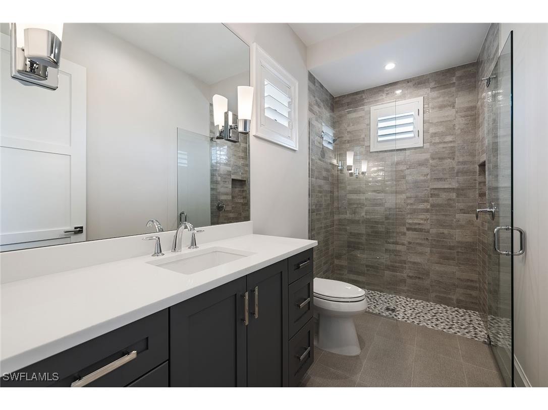 16776 Enclave Circle Naples FL 34110 225054423 image17