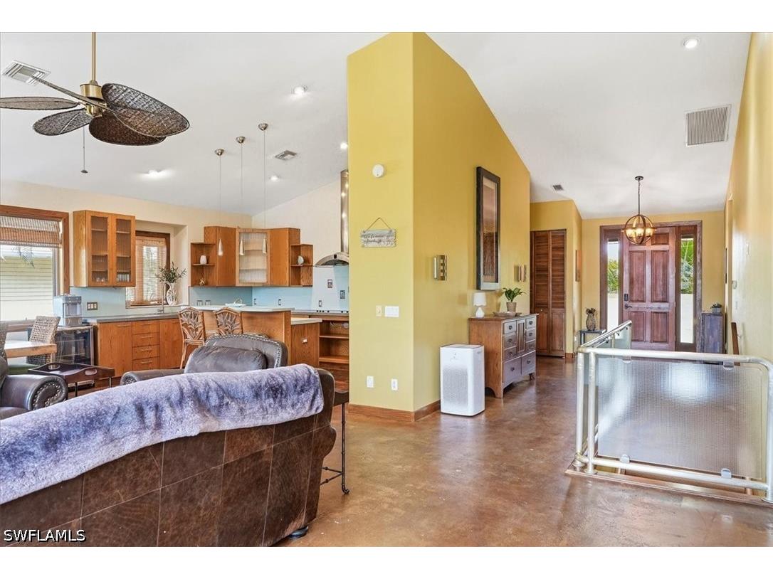 1680 Avion Place Naples FL 34104 226026100 image5