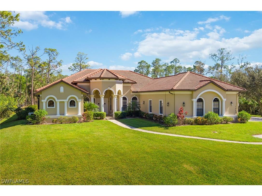 1680 Oakes Boulevard Naples FL 34119 222090493 image1