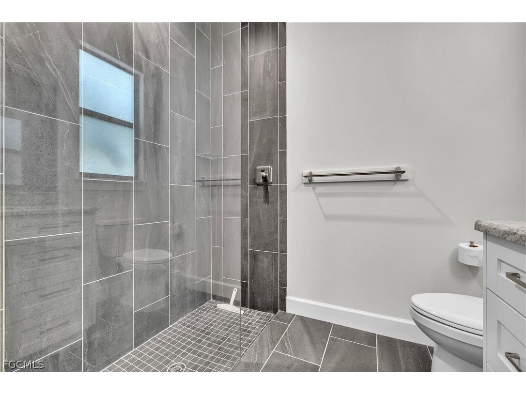 16800 Lady Diana Court Cape Coral FL 33991 2026003218 image33