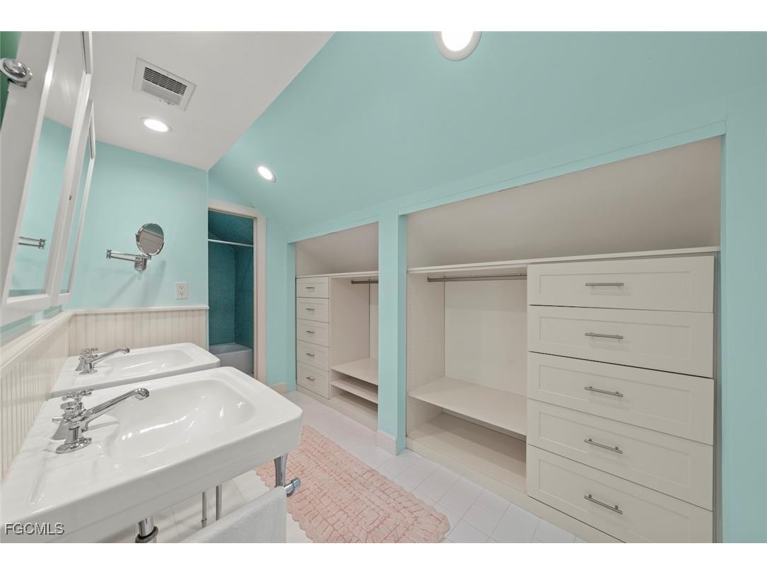 16813 Captiva Drive Captiva FL 33924 2025026419 image22