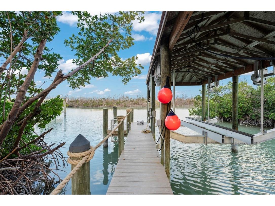 16813 Captiva Drive Captiva FL 33924 2025026419 image36