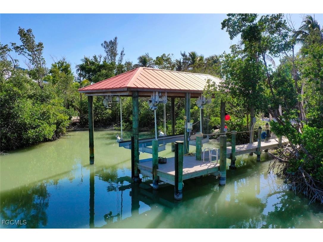 16813 Captiva Drive Captiva FL 33924 2025026419 image39