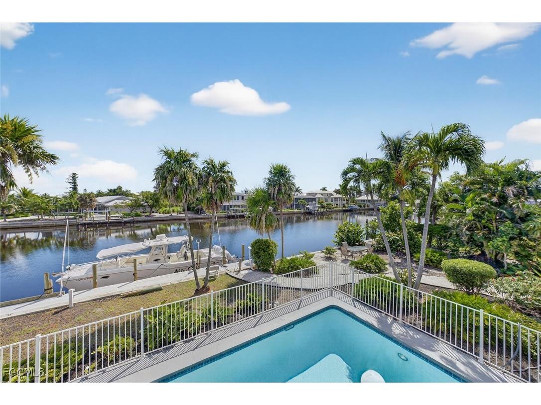 1682 Sabal Palm Drive Sanibel FL 33957 2025009584 image10