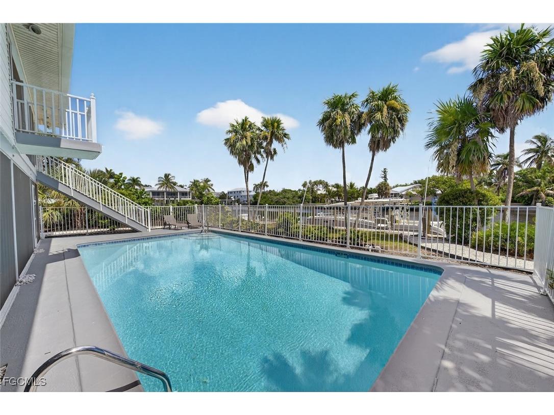 1682 Sabal Palm Drive Sanibel FL 33957 2025009584 image11