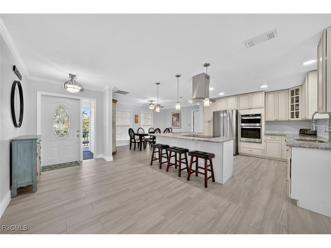 1682 Sabal Palm Drive Sanibel FL 33957 2025009584 image21