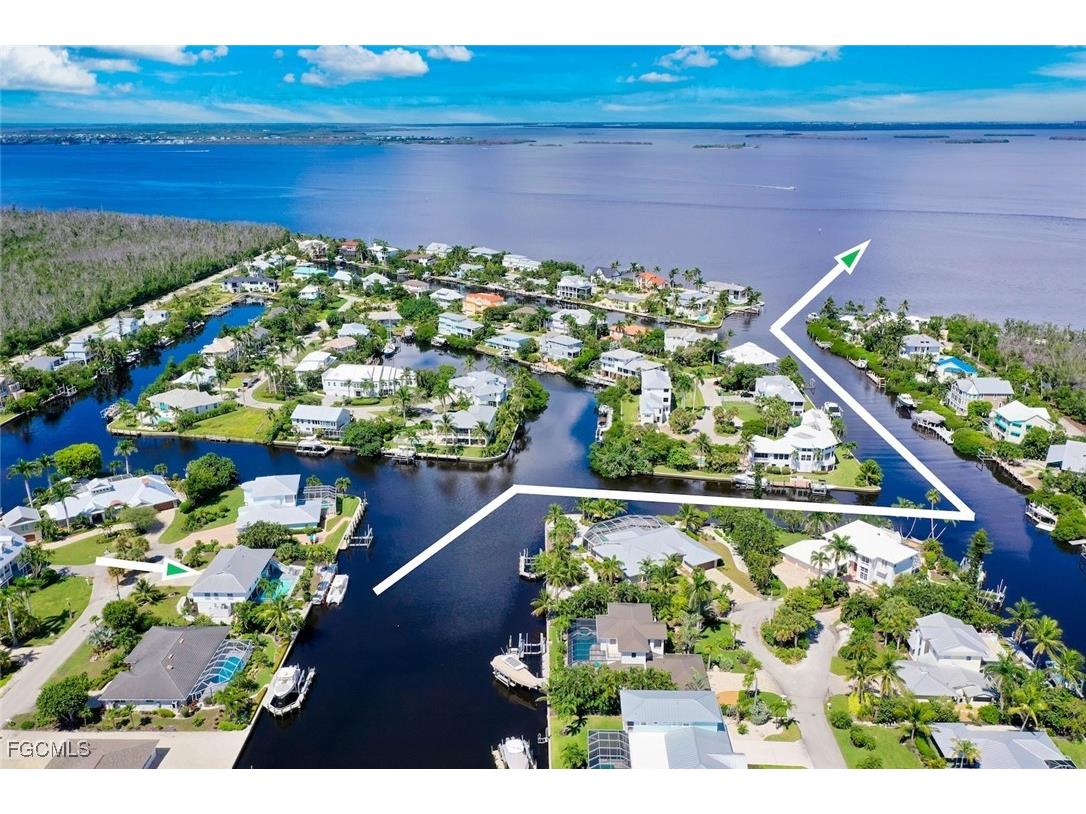 1682 Sabal Palm Drive Sanibel FL 33957 2025009584 image3